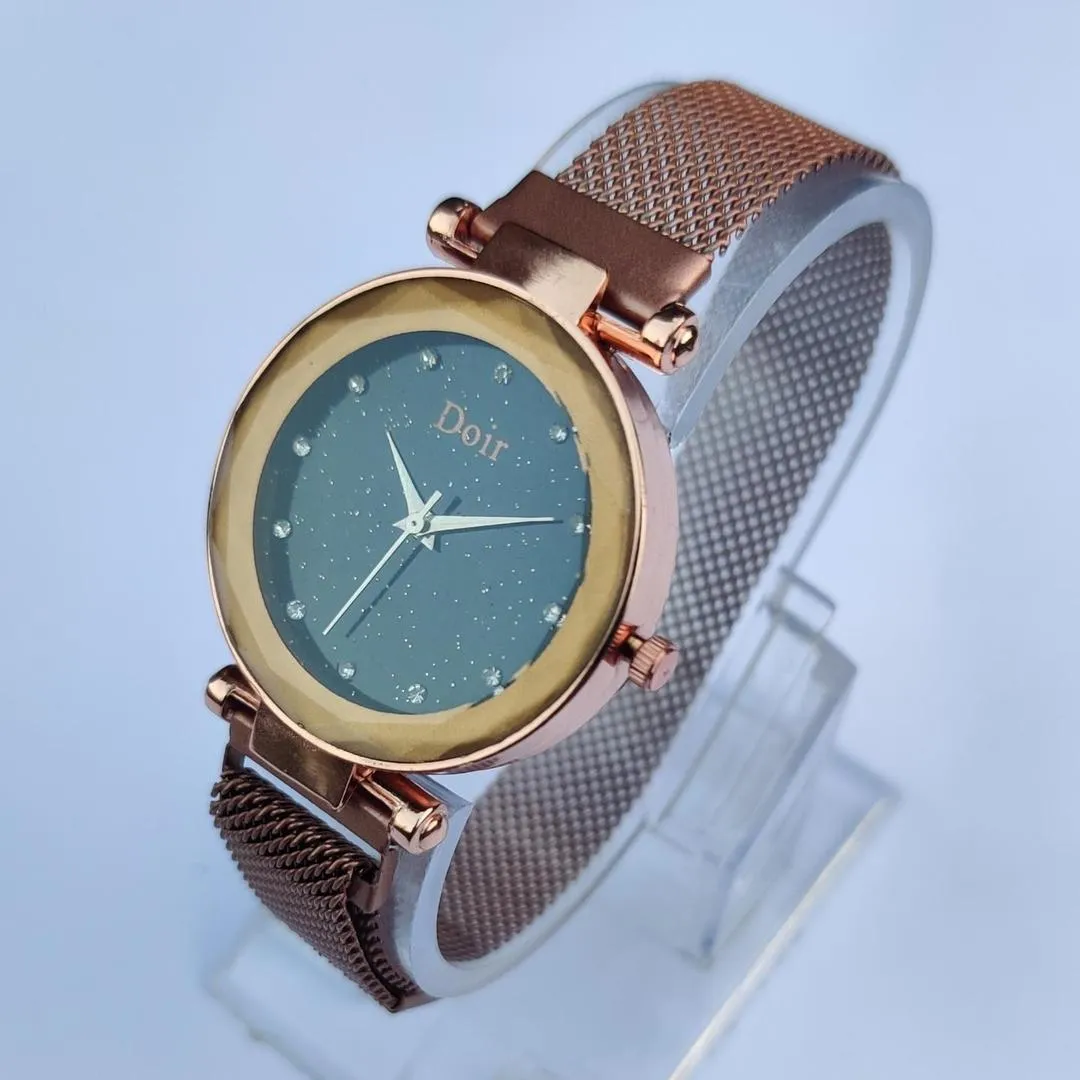 Women Rose Gold Mesh Watch with Crystal Dial