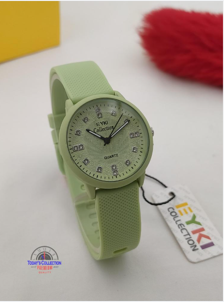 Blue Rubber Strap Watch for Men Casual Trendy Design